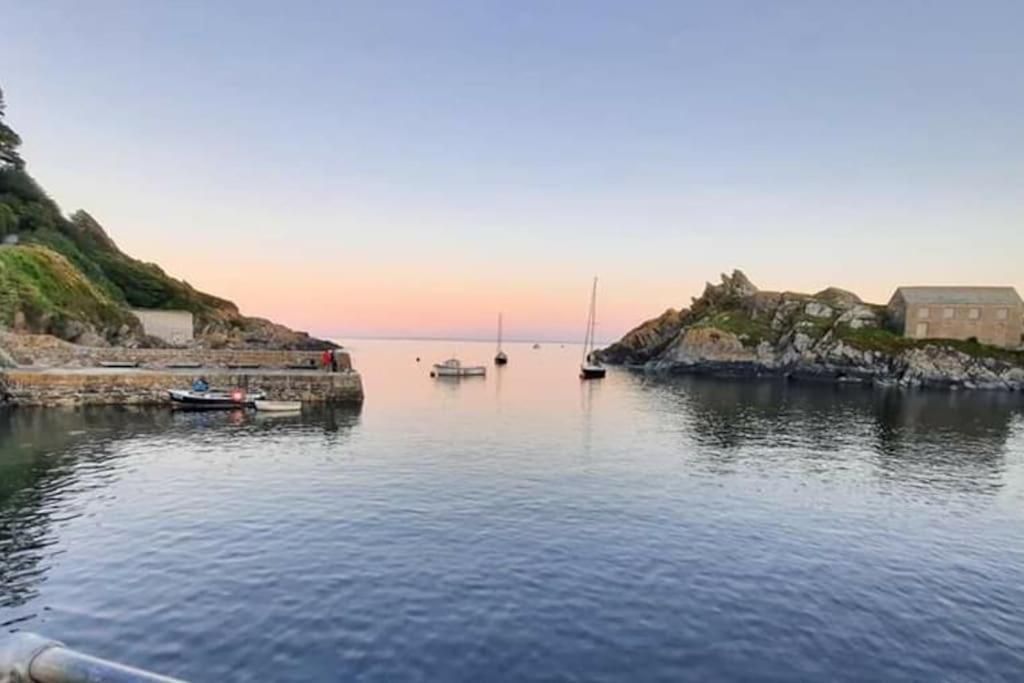 Bijou Coastal Apartment In Polperro With Hot Tub Onsite Parking Downhill Walk To Village Esterno foto