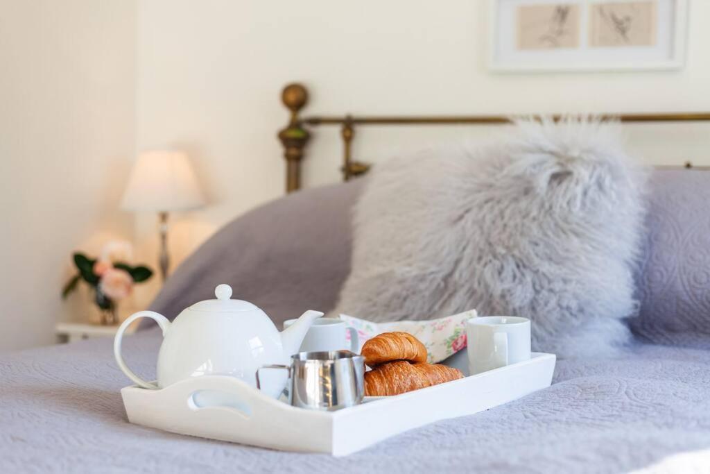 Bijou Coastal Apartment In Polperro With Hot Tub Onsite Parking Downhill Walk To Village Esterno foto