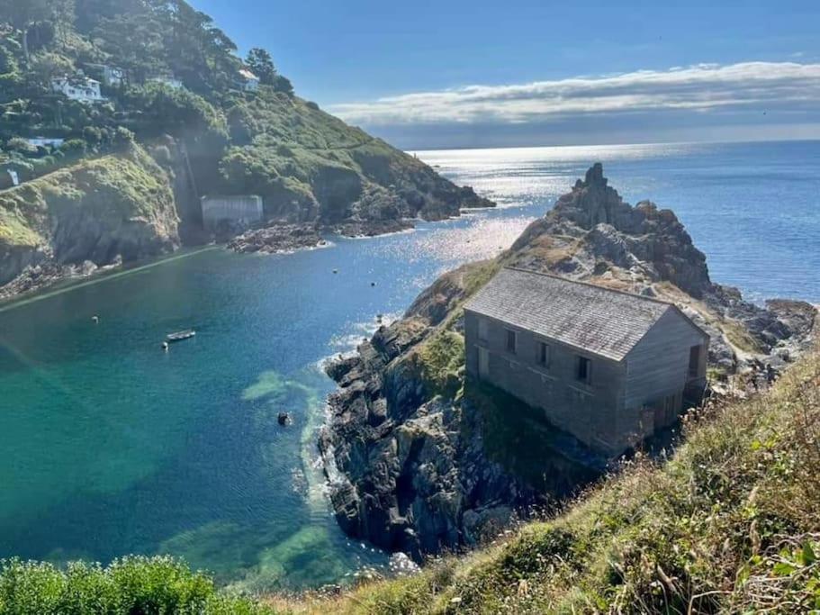 Bijou Coastal Apartment In Polperro With Hot Tub Onsite Parking Downhill Walk To Village Esterno foto
