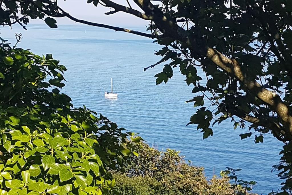 Bijou Coastal Apartment In Polperro With Hot Tub Onsite Parking Downhill Walk To Village Esterno foto